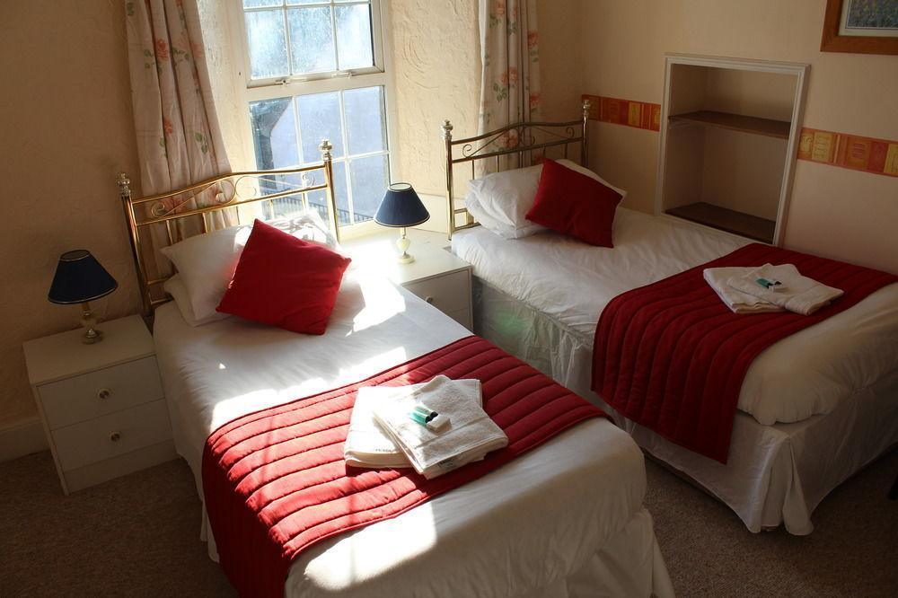 Middlegate Hotel Pembroke Exterior foto